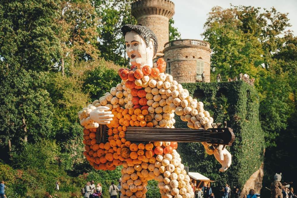 A statue of Elvis made from pumpkin